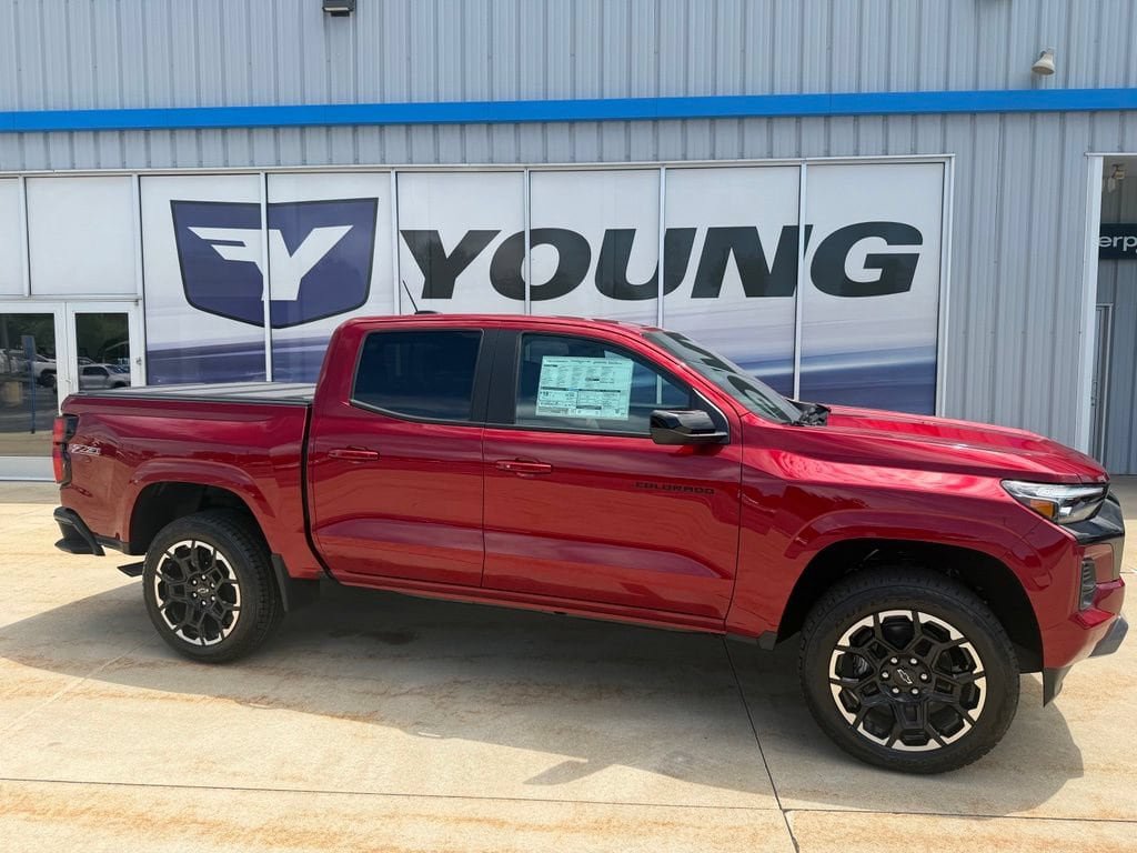 New 2026 Chevrolet Colorado Z71 w/ Z71 Convenience Package 2