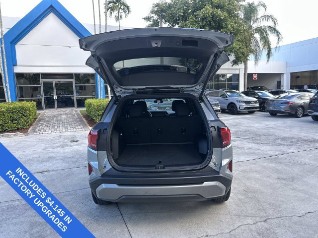 Used 2025 GMC Terrain Elevation w/ Elevation Premium Package AWD/4WD image 28