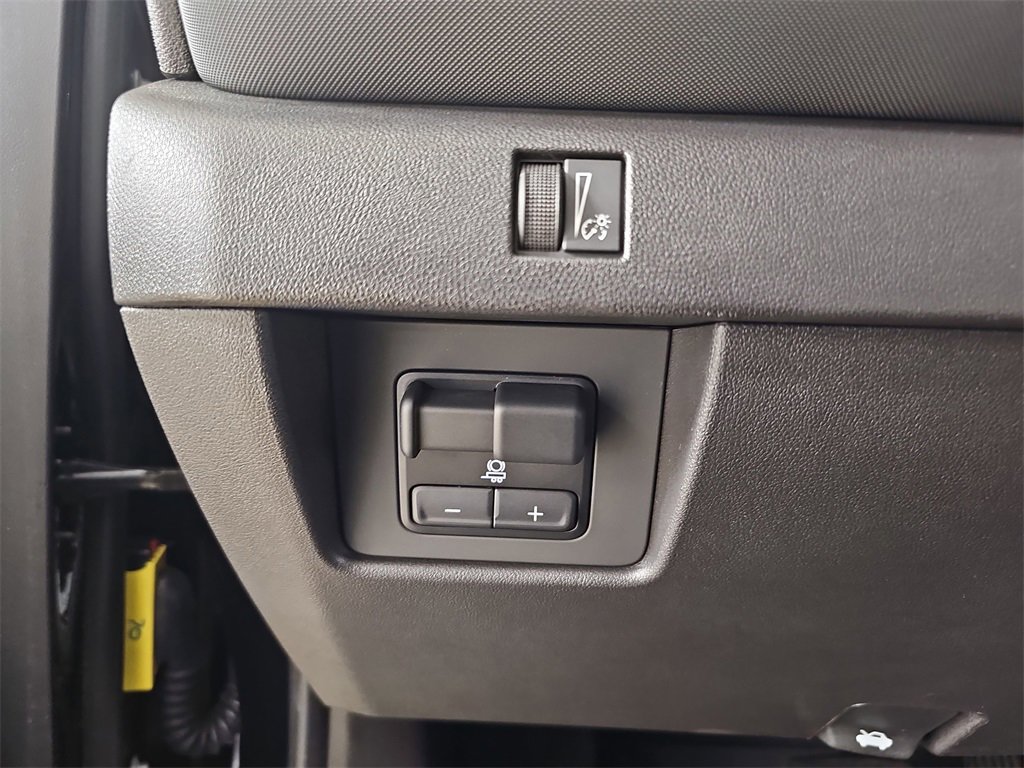 Certified 2023 Chevrolet Colorado Z71 w/ Z71 Convenience Package 2 image 29