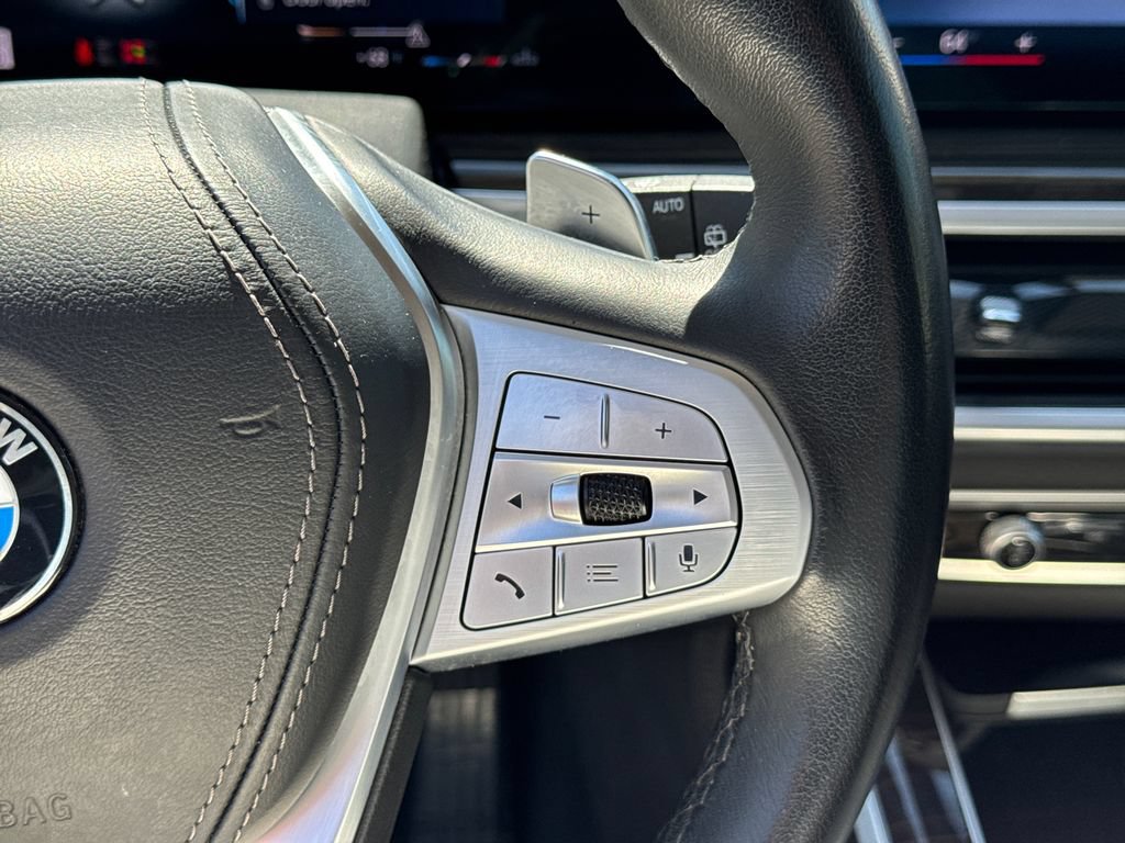Used 2023 BMW X7 xDrive40i AWD/4WD image 26