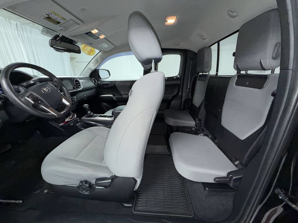 Certified 2019 Toyota Tacoma SR5 AWD/4WD image 13