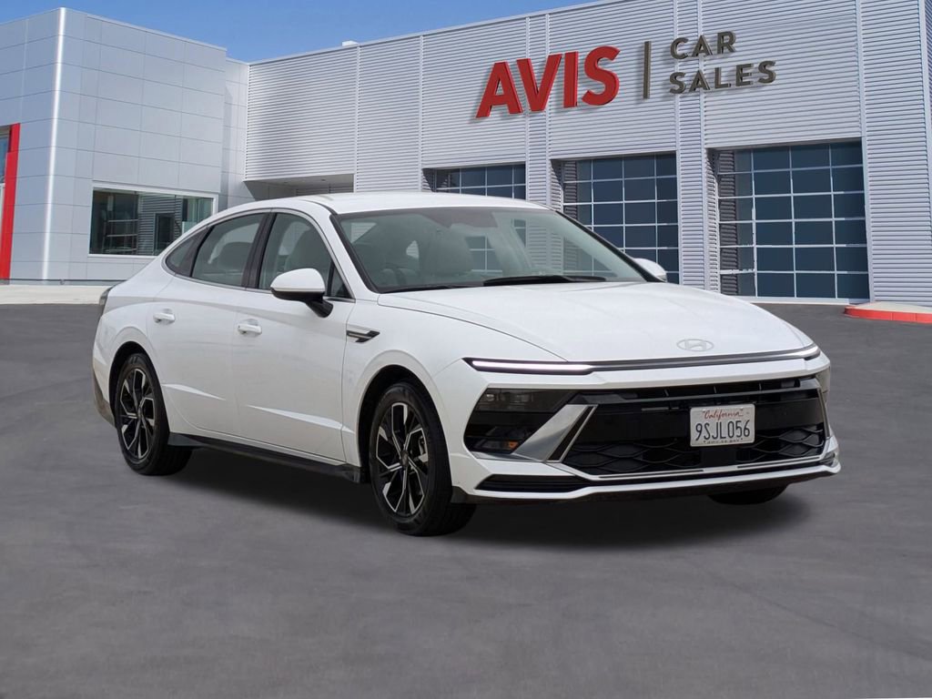 Used 2025 Hyundai Sonata SEL image 3