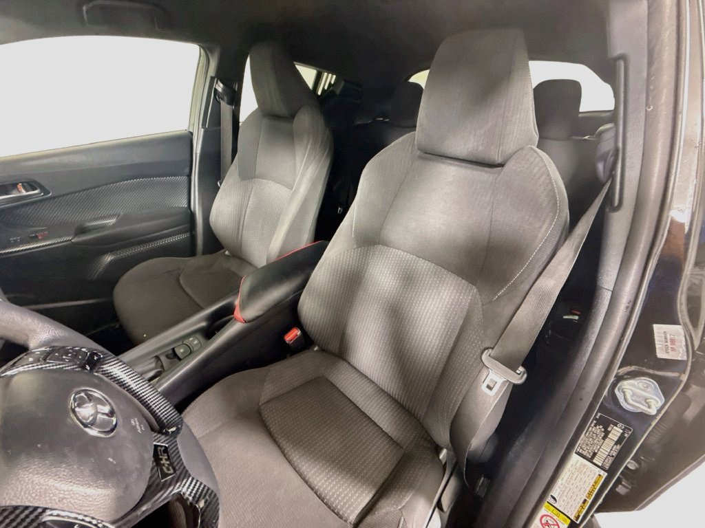 Used 2019 Toyota C-HR LE FWD image 20