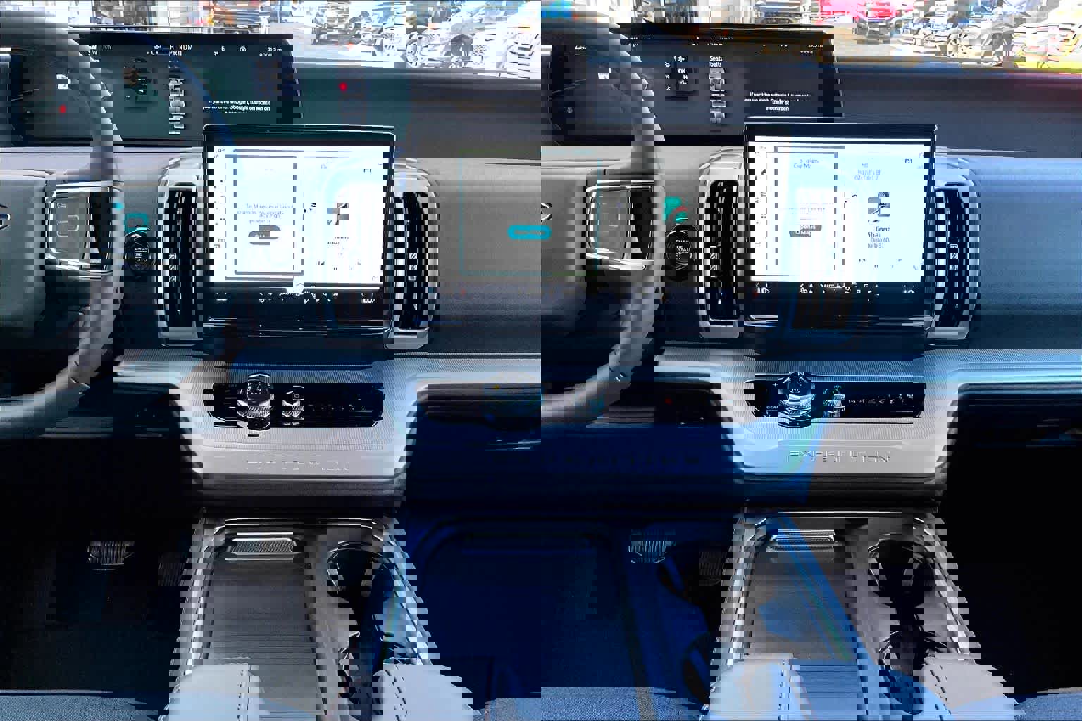 Used 2025 Ford Expedition Active image 7