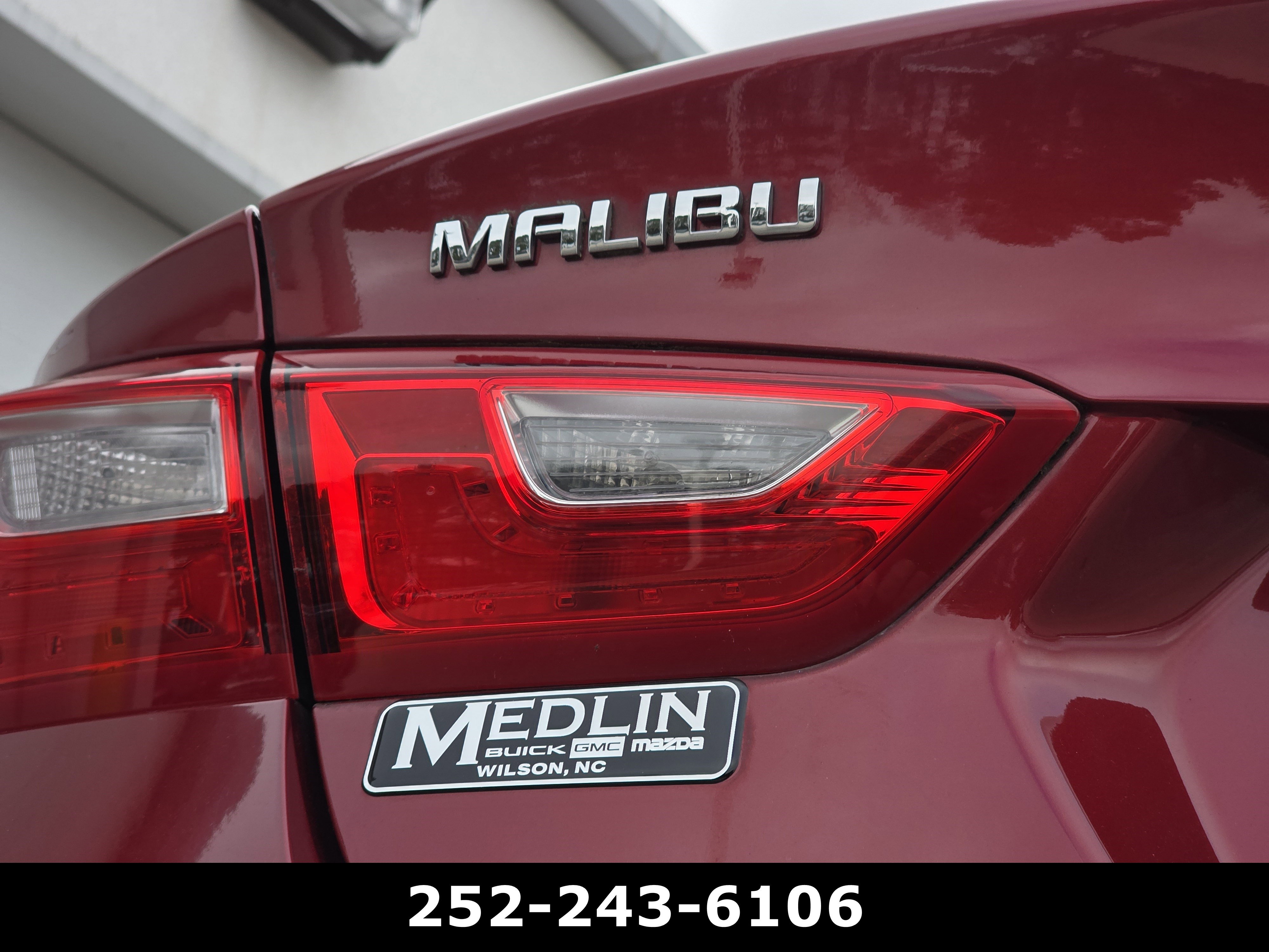 Used 2018 Chevrolet Malibu LT w/ Leather Package image 42