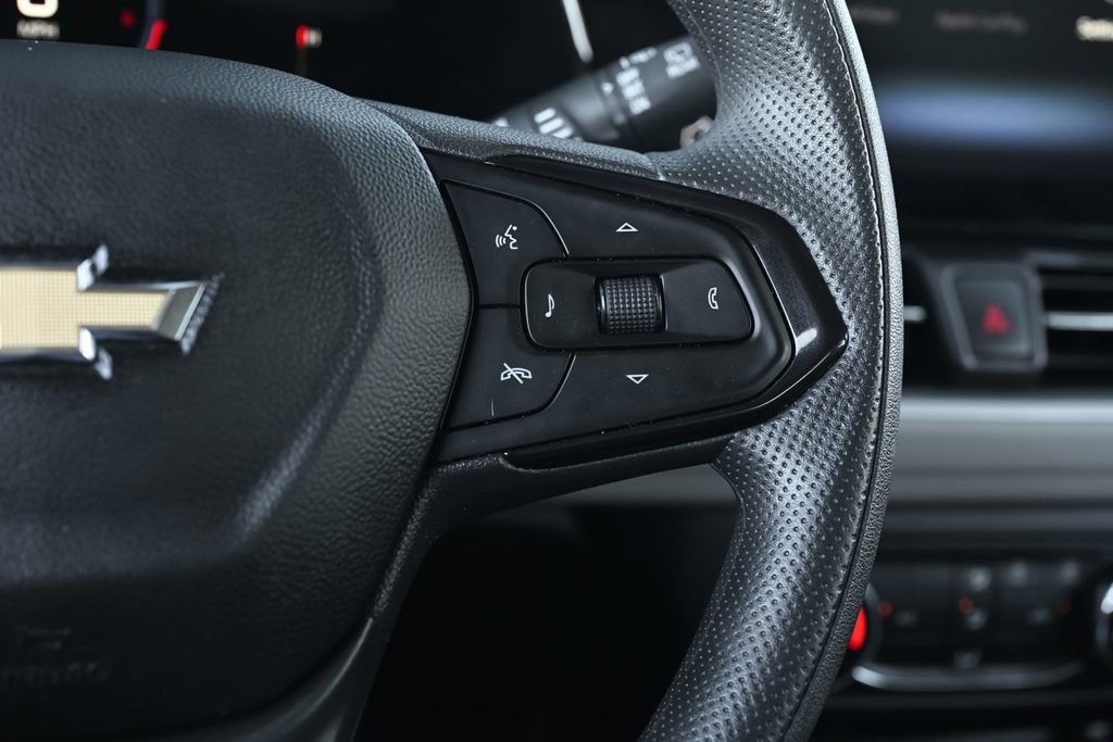 Used 2024 Chevrolet TrailBlazer LS image 23