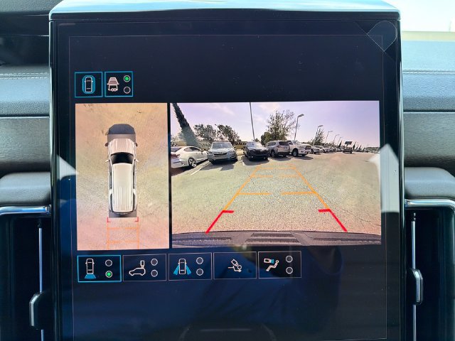 New 2026 GMC Yukon XL Denali Ultimate AWD/4WD image 13