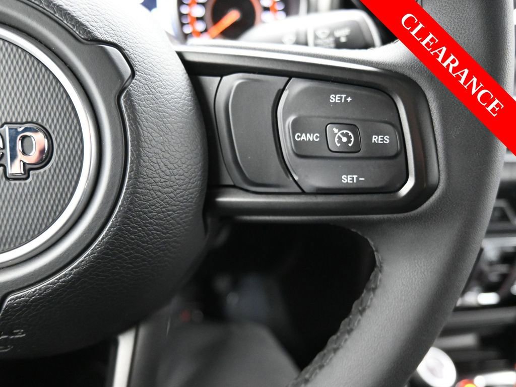 Used 2023 Jeep Gladiator Sport image 25