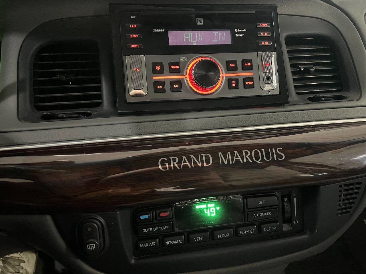 Used 2004 Mercury Grand Marquis LS image 30