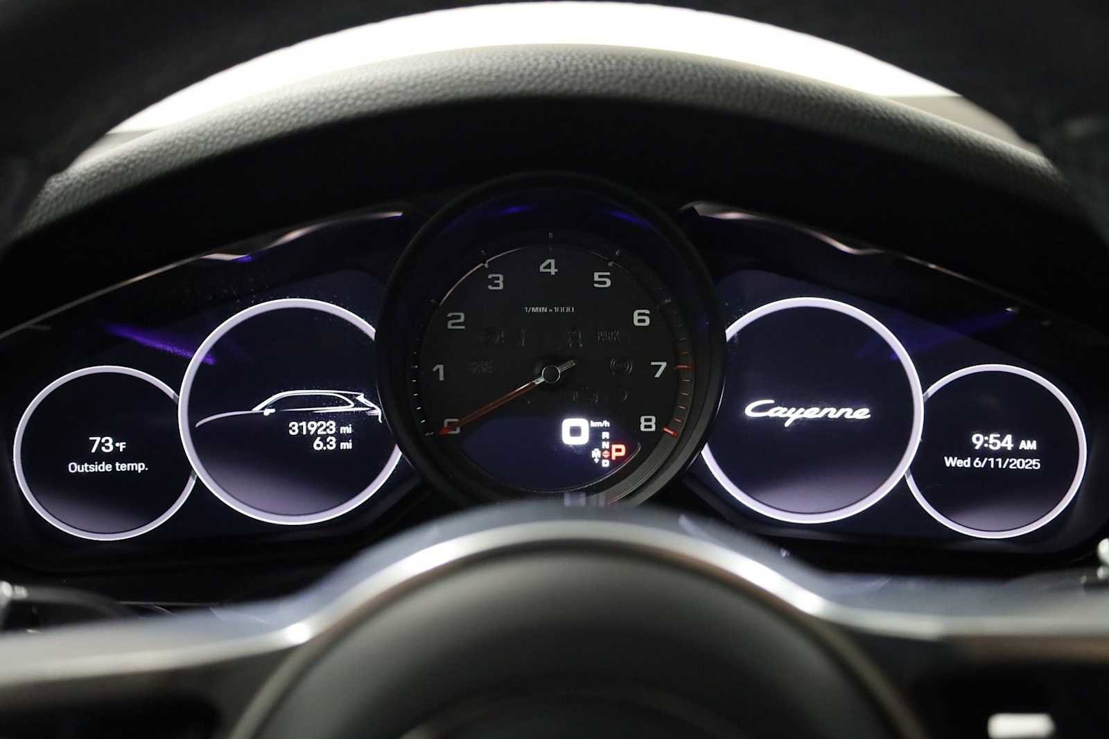 Used 2022 Porsche Cayenne image 24