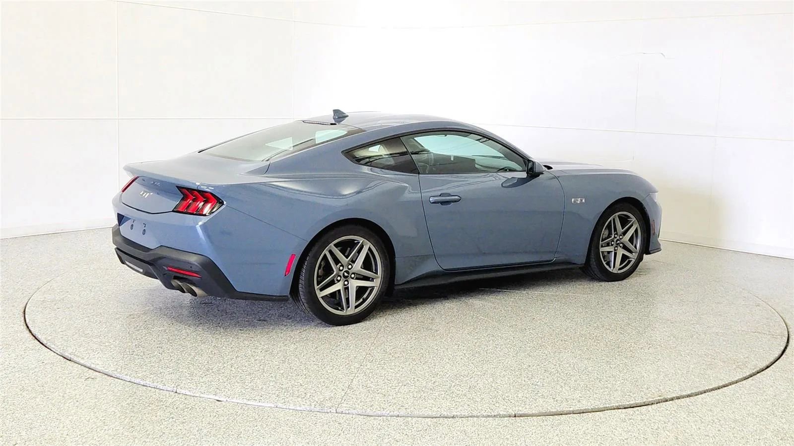 Used 2025 Ford Mustang GT image 7