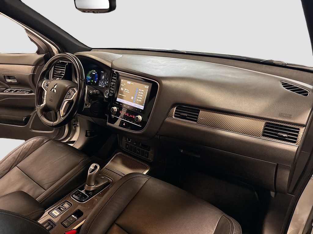 Used 2022 Mitsubishi Outlander LE AWD/4WD image 26