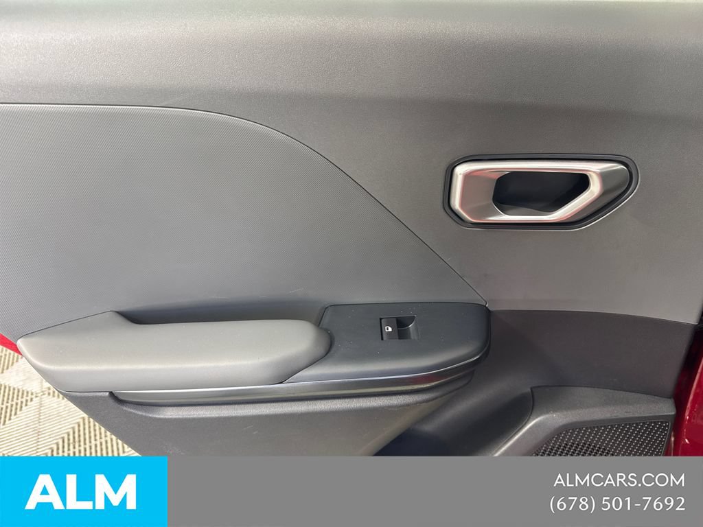 Used 2025 Kia K4 FWD image 24