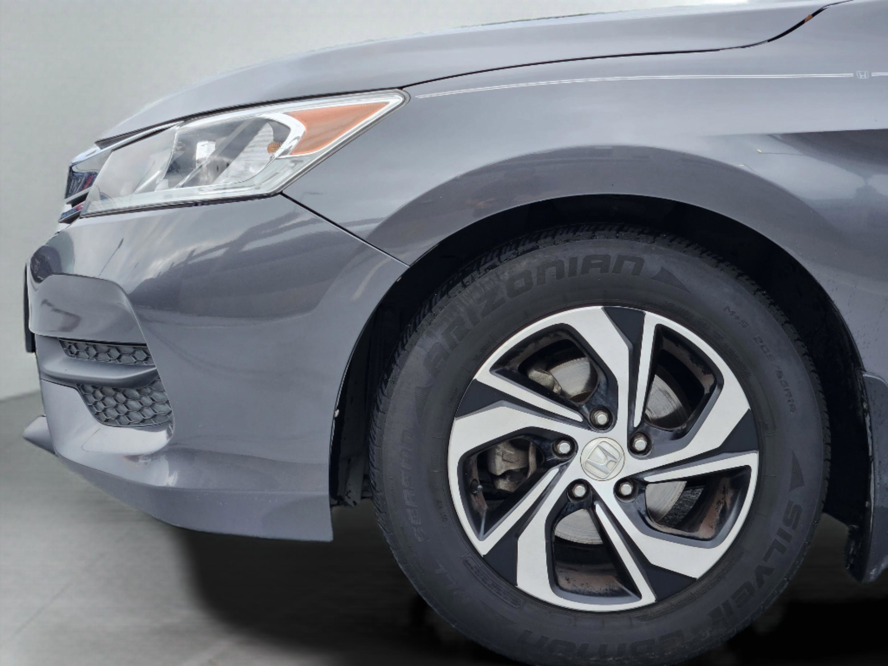 Used 2016 Honda Accord LX image 31