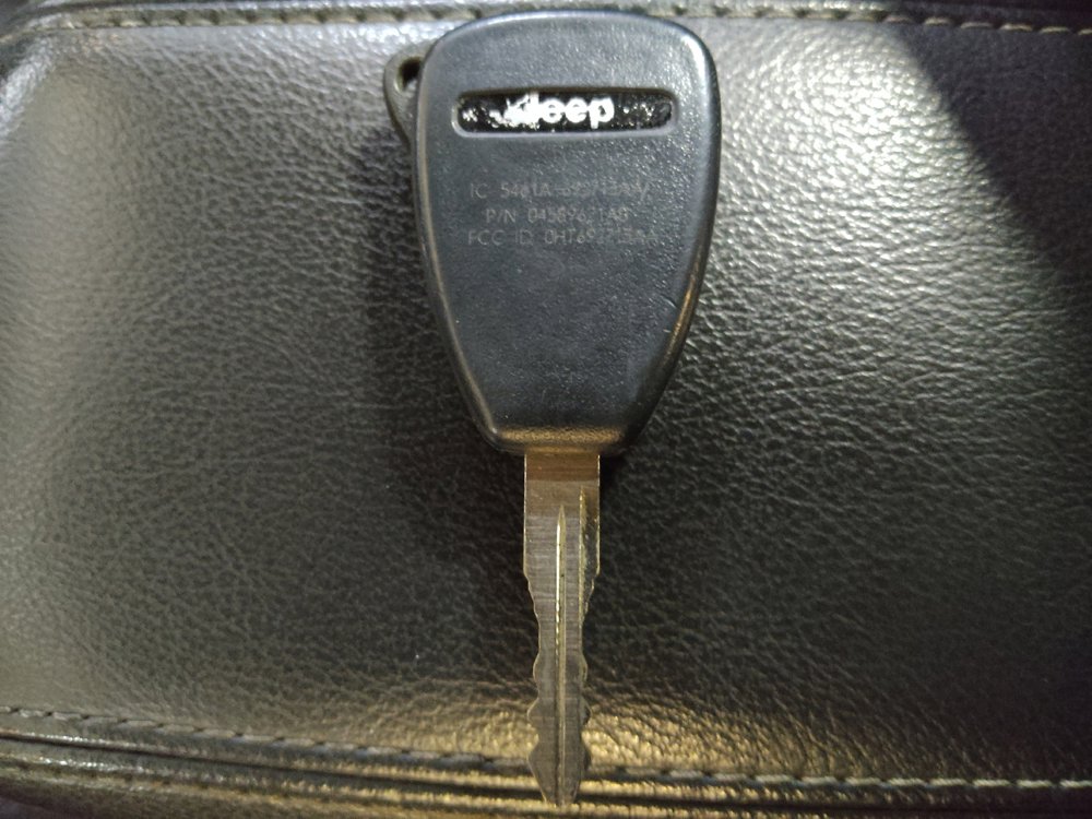 Used 2016 Jeep Compass High Altitude AWD/4WD image 32