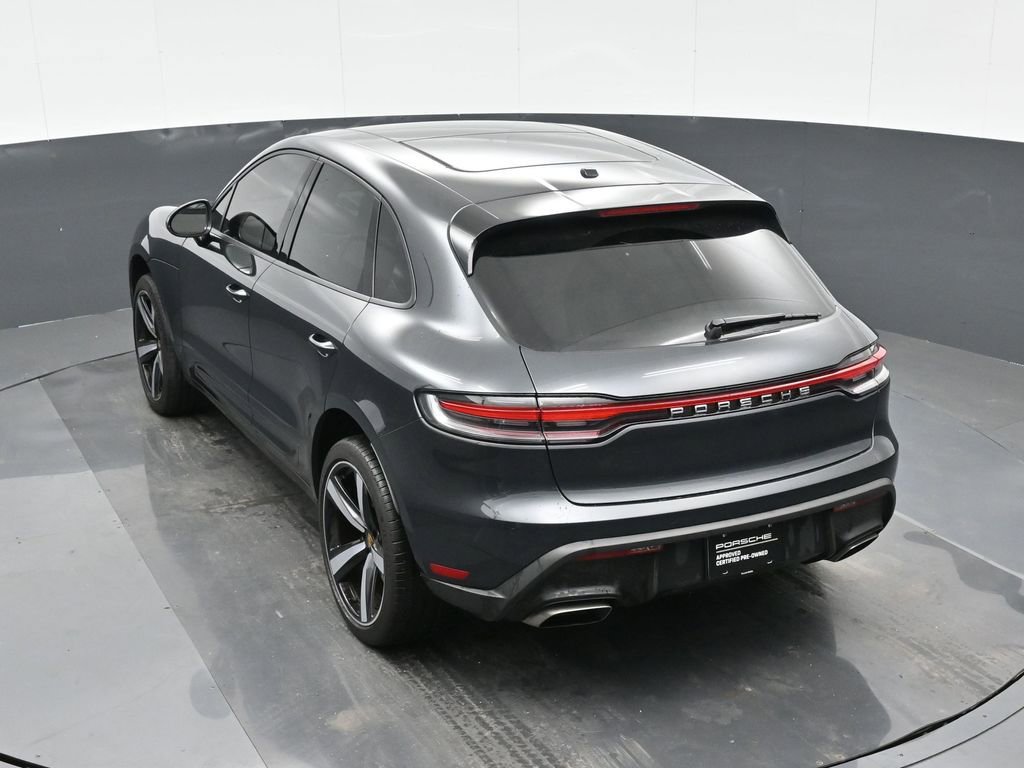 Certified 2023 Porsche Macan image 28