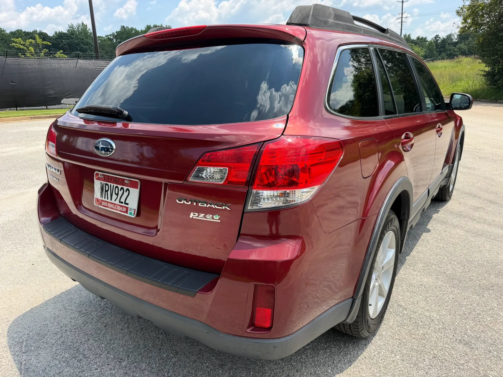 Used 2013 Subaru Outback 2.5i Premium w/ All-Weather Pkg AWD/4WD image 5