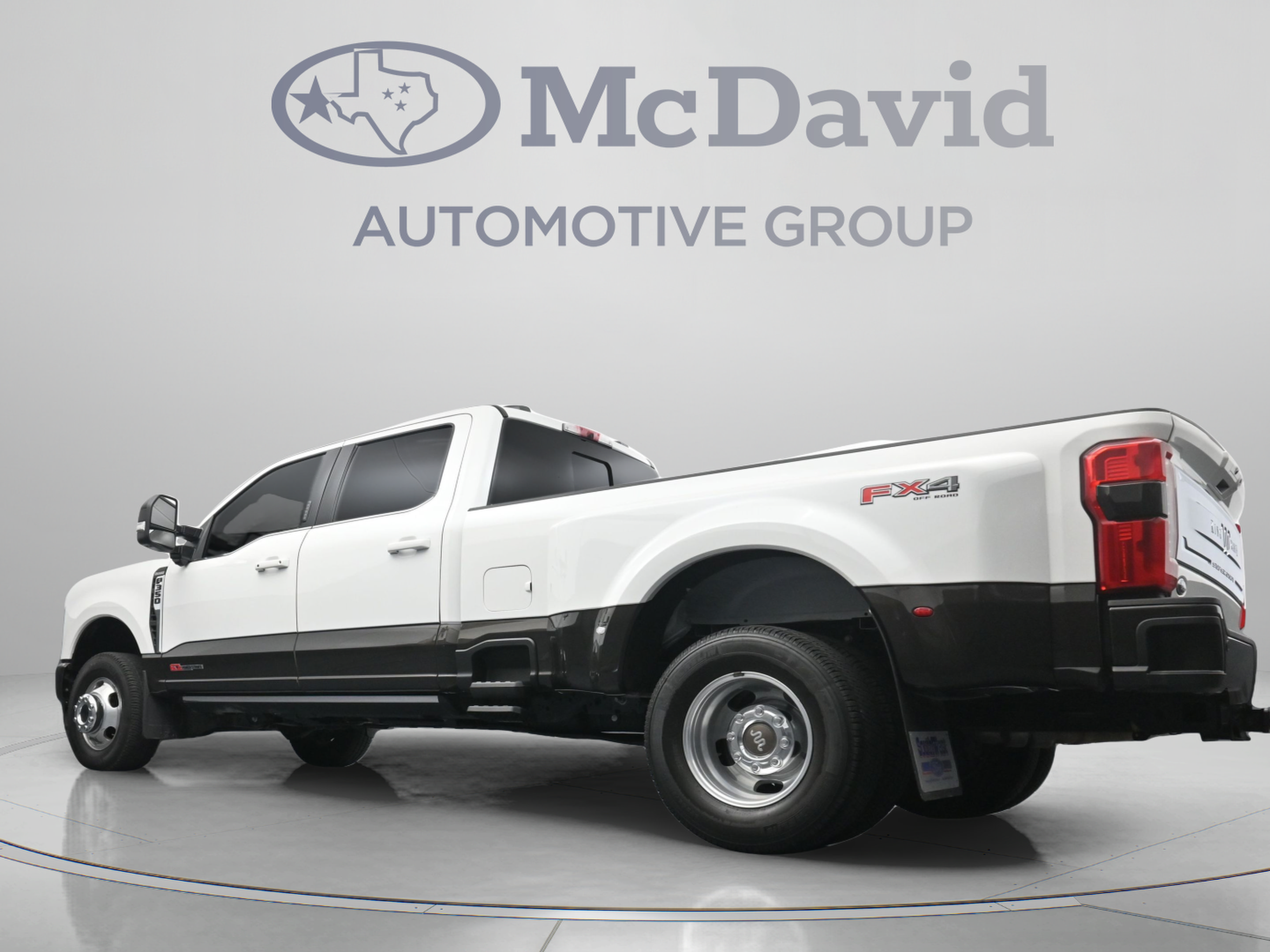 Certified 2024 Ford F350 King Ranch AWD/4WD image 29