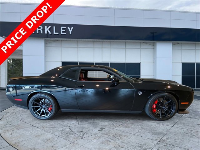 Used 2023 Dodge Challenger SRT Hellcat image 8