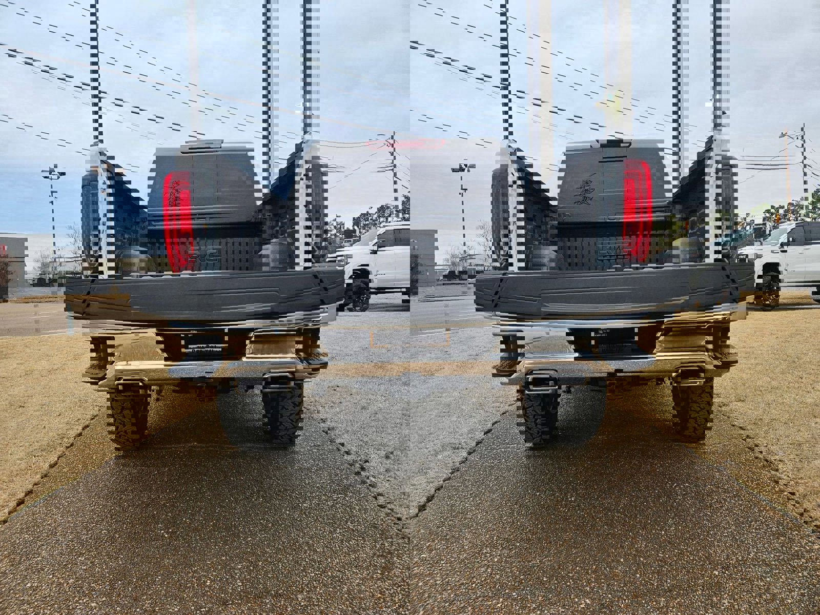 New 2026 GMC Sierra 1500 SLT w/ SLT Premium Plus Package image 4