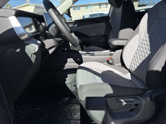 Certified 2025 Volkswagen Tiguan S w/ 18" Wheel Package FWD image 13