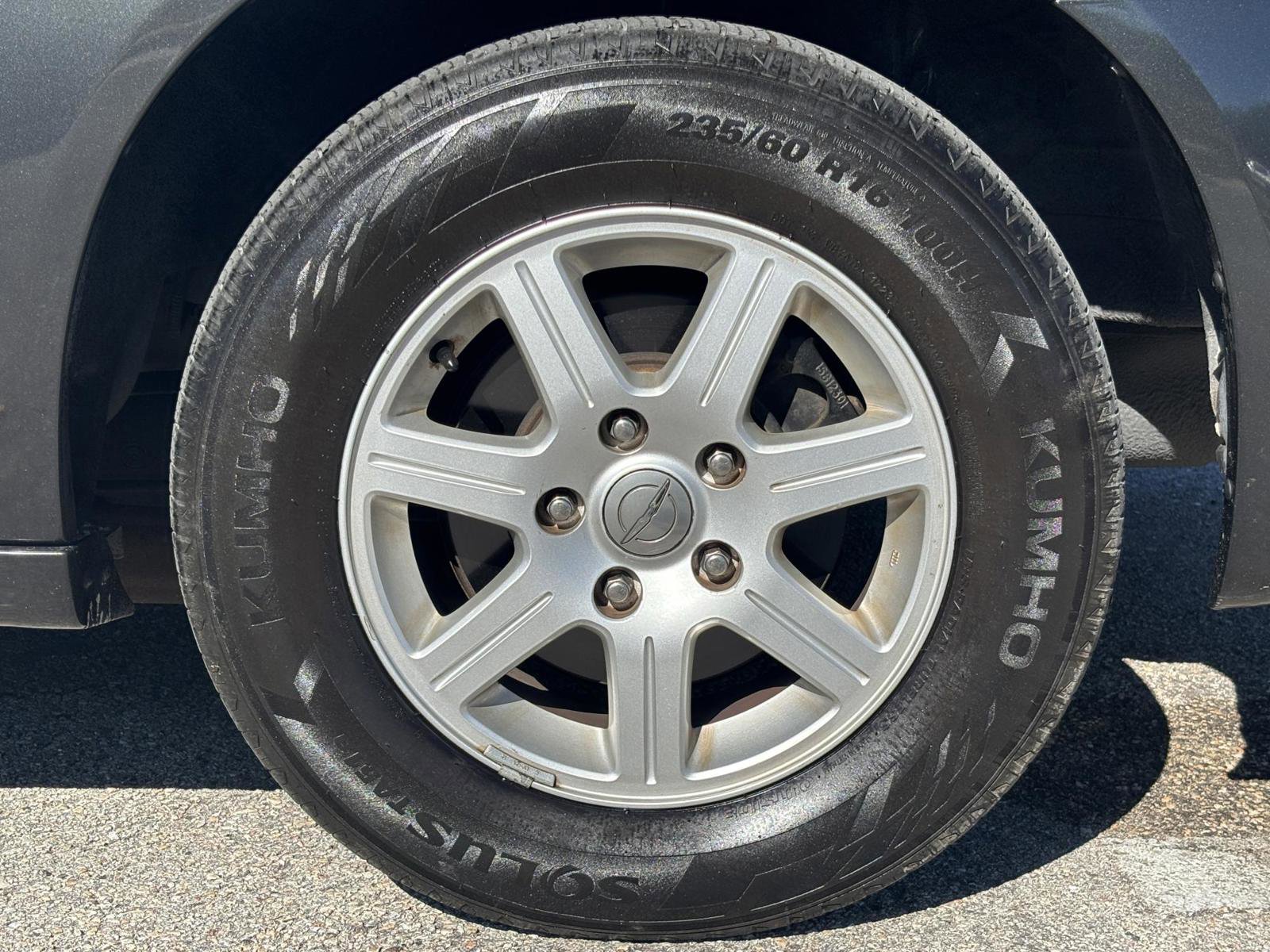 Used 2011 Chrysler Town & Country Touring w/ Security Group image 37