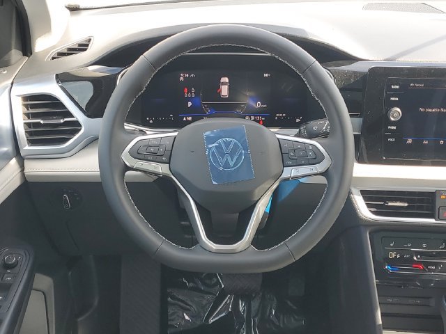 New 2027 Volkswagen Taos SE AWD/4WD image 13