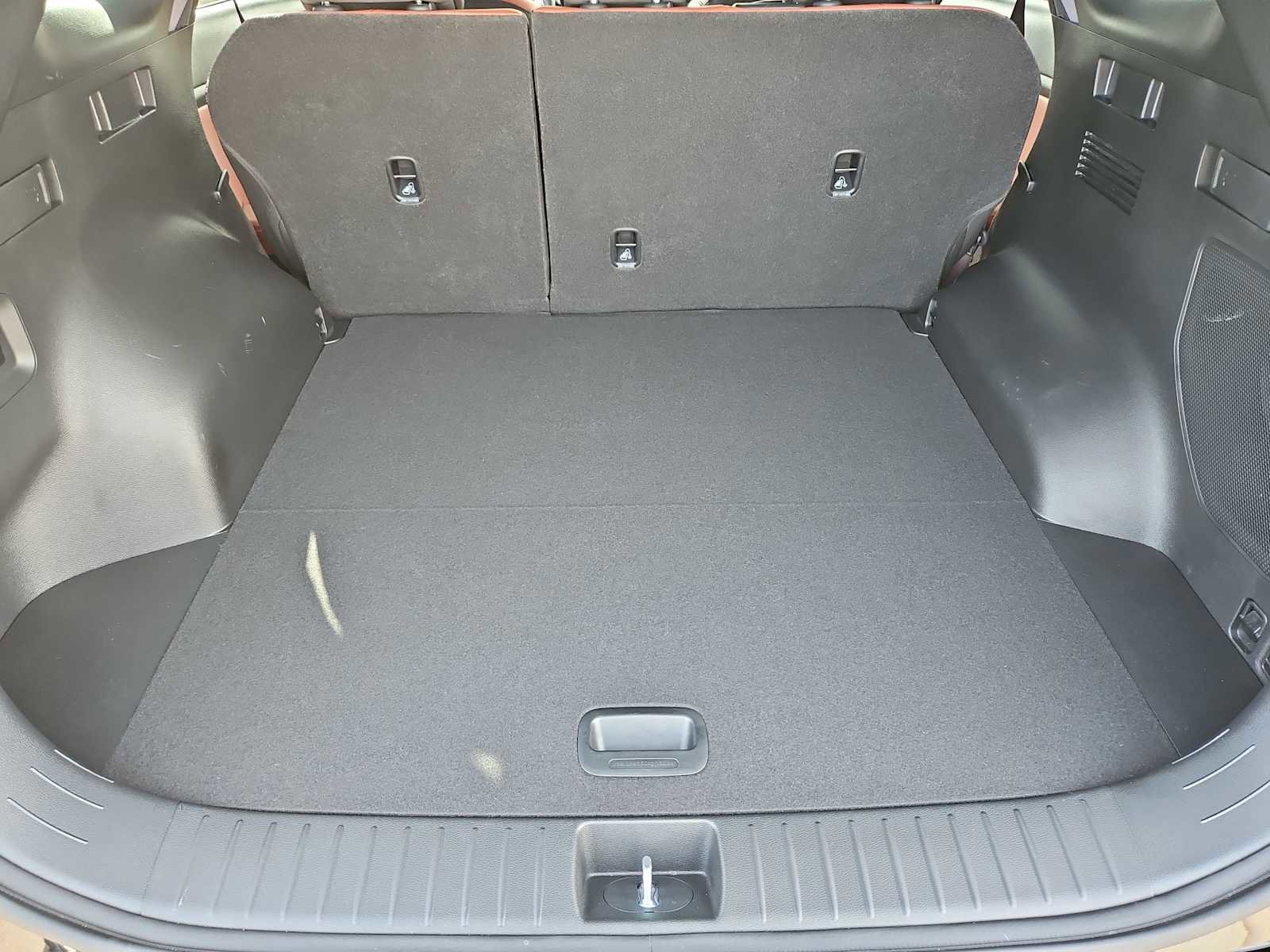 Used 2024 Kia Sportage SX Prestige image 35