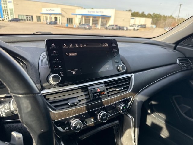 Used 2021 Honda Accord Touring image 13