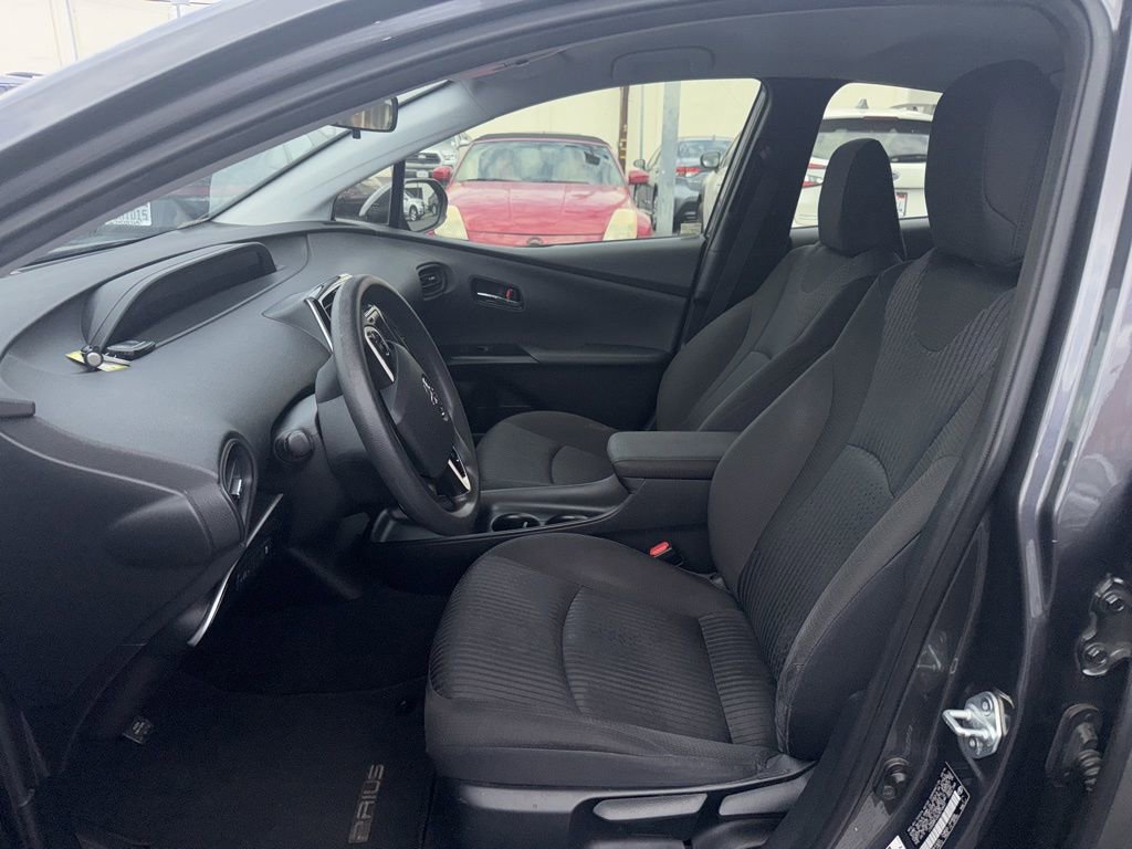 Used 2016 Toyota Prius Two image 14