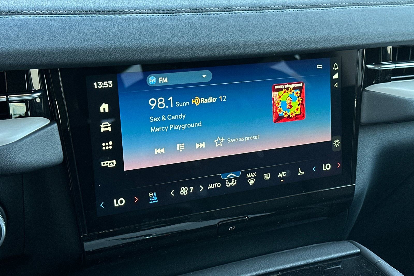 New 2026 Lincoln Navigator L Premier image 18