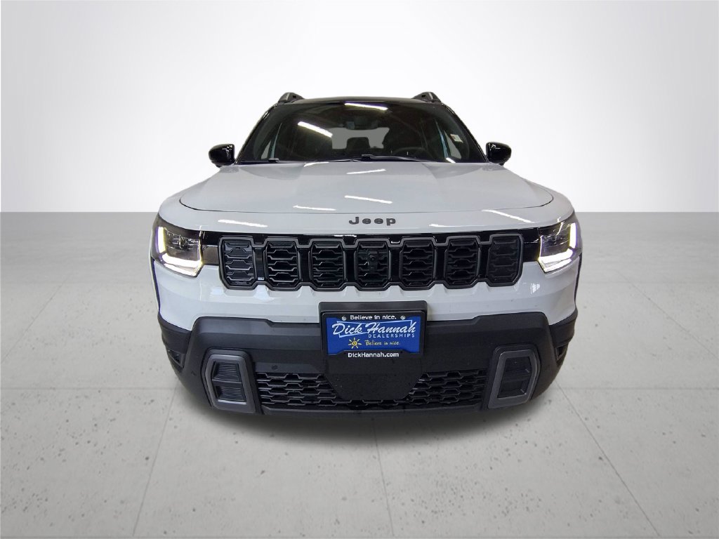 Used 2026 Jeep Cherokee Overland w/ Trailer Tow Group AWD/4WD image 3