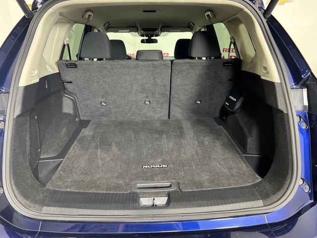 Used 2024 Nissan Rogue SV image 24