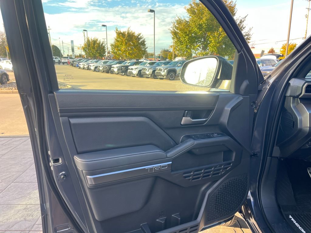 New 2025 Toyota Tacoma TRD Sport image 11