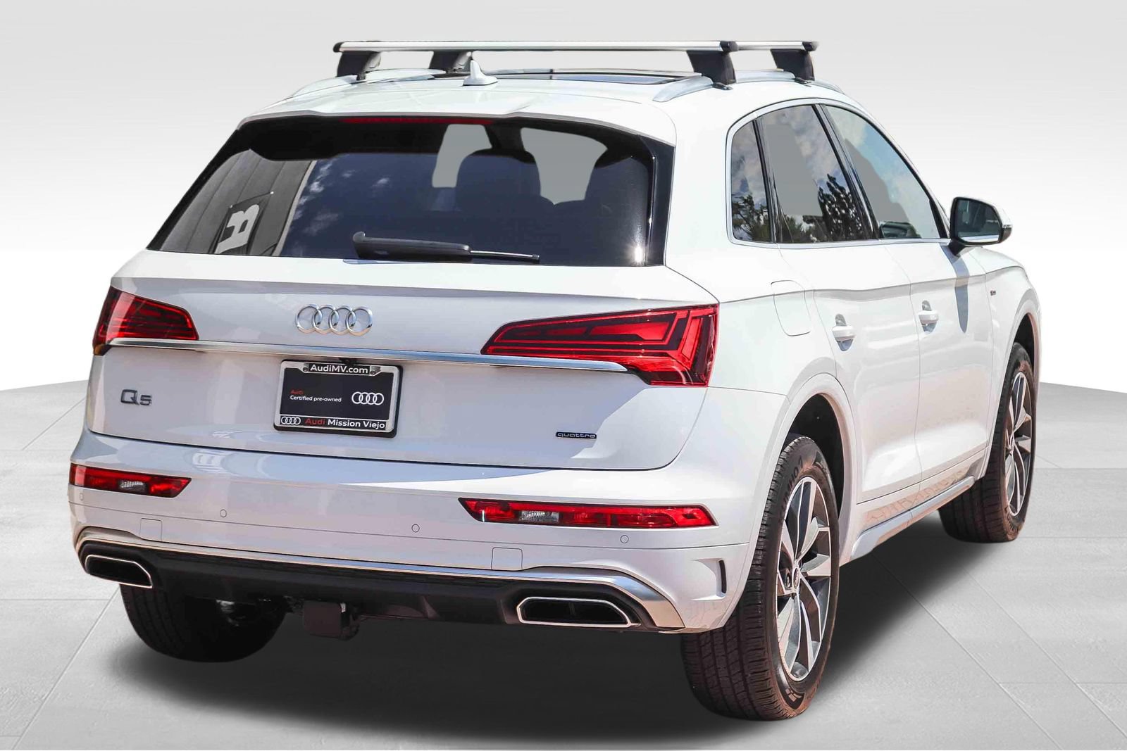 Certified 2023 Audi Q5 2.0T Premium Plus w/ Premium Plus Package AWD/4WD image 8