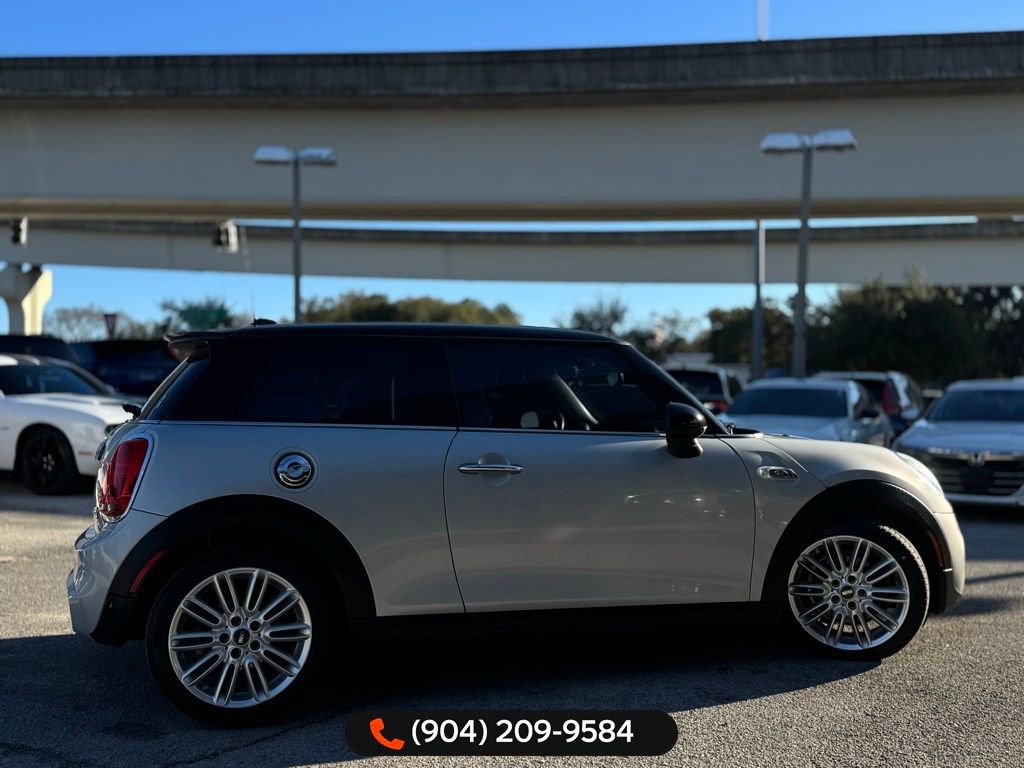 Used 2019 MINI Cooper S image 9