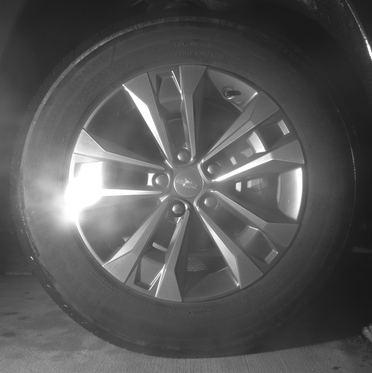 Used 2025 Chevrolet Equinox LT FWD image 13