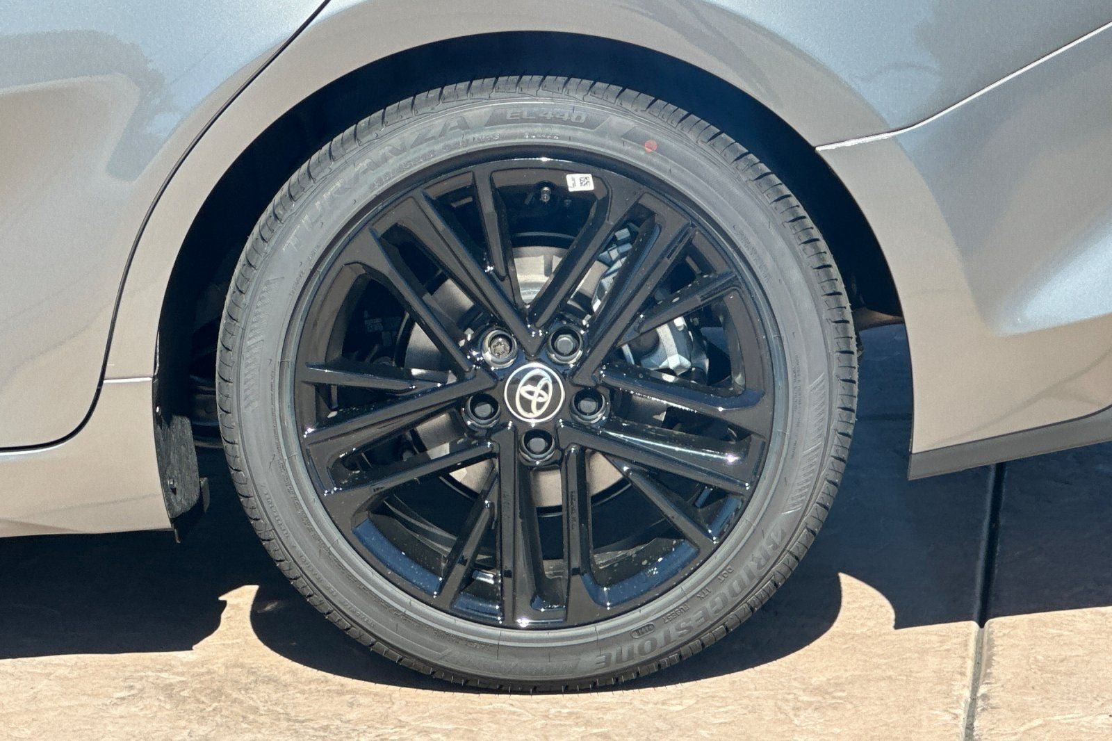 New 2026 Toyota Camry SE FWD image 32