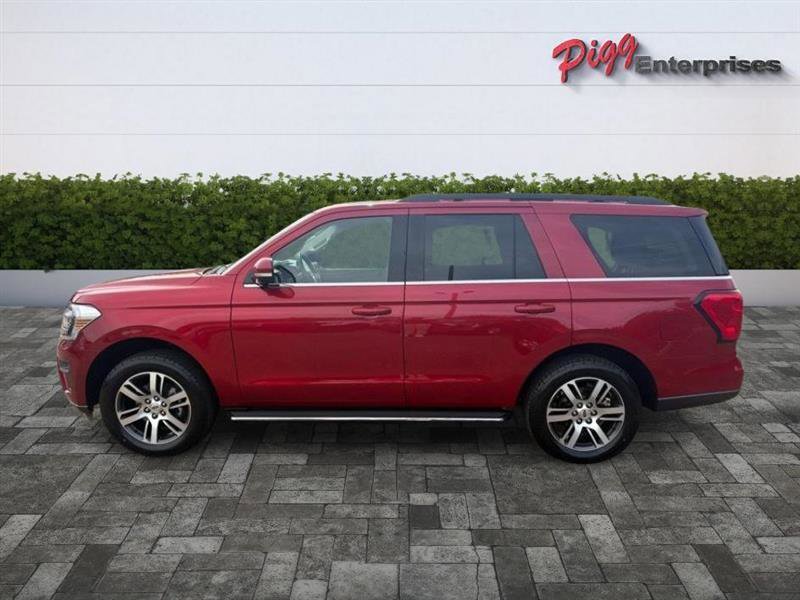 Used 2022 Ford Expedition XLT AWD/4WD image 5
