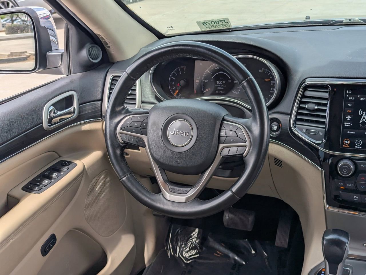 Used 2020 Jeep Grand Cherokee Limited image 13