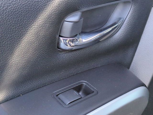 Used 2021 Nissan Titan SV w/ Accessory Utility Package AWD/4WD image 26