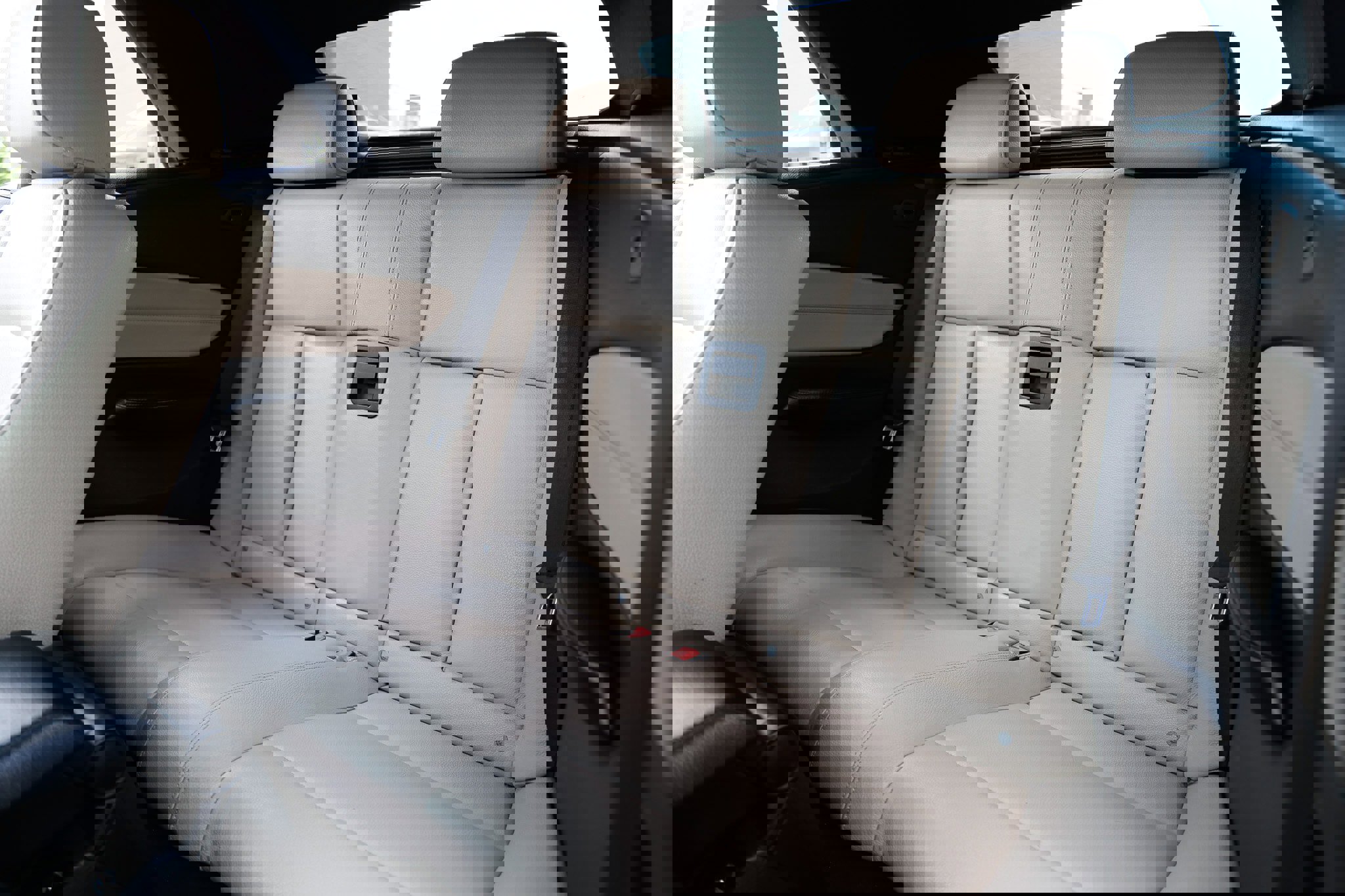 Used 2012 BMW 135i Convertible w/ Premium Pkg RWD image 12