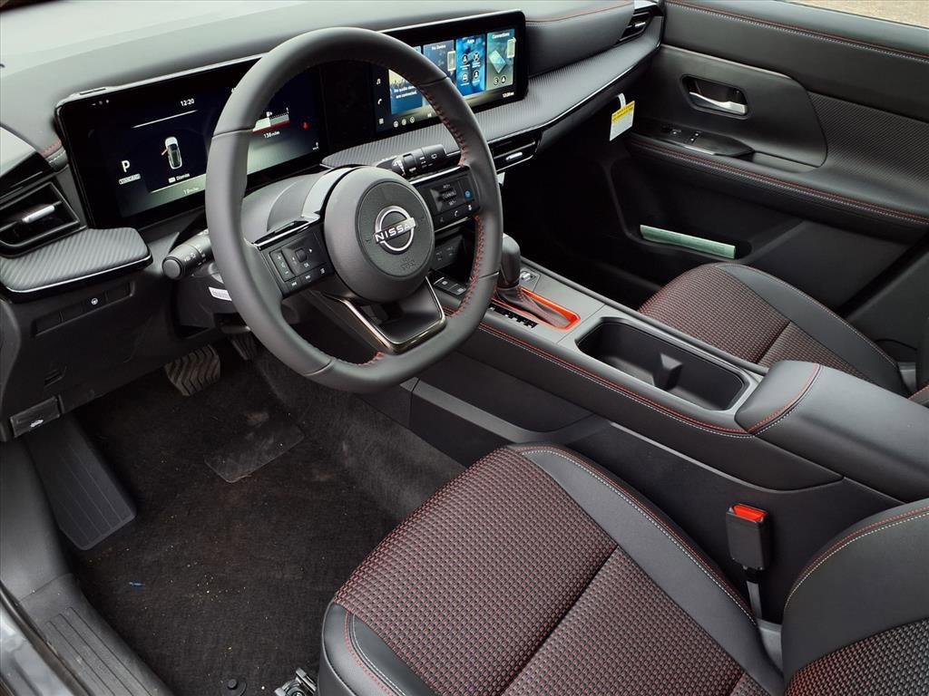 New 2026 Nissan Kicks SR w/ Cold Weather Package image 15