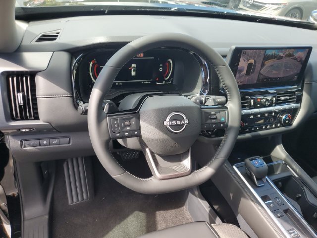 New 2026 Nissan Pathfinder SL FWD image 14
