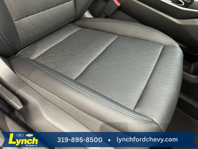 New 2027 Chevrolet Equinox LT w/ Convenience Package II AWD/4WD image 9