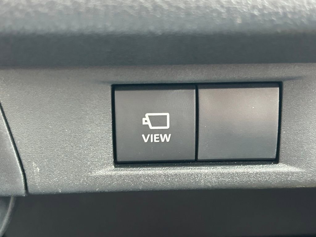 Used 2024 Toyota Grand Highlander AWD Hybrid image 33