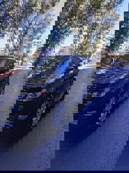 Used 2017 Land Rover Range Rover Sport HSE image 2