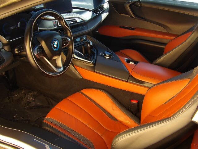 Used 2019 BMW i8 Coupe image 36