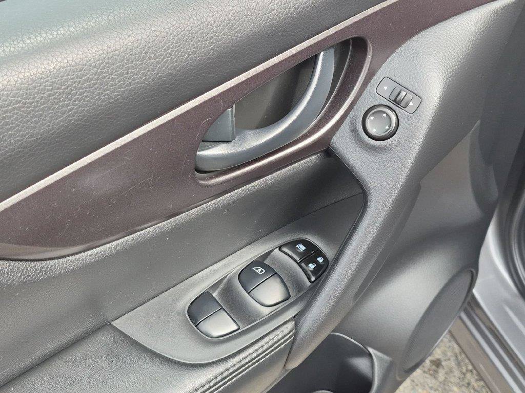 Used 2020 Nissan Rogue Sport S w/ Appearance Package AWD/4WD image 10