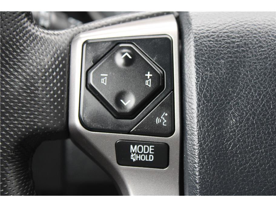 Used 2017 Toyota Tacoma SR5 w/ Tow Package image 16